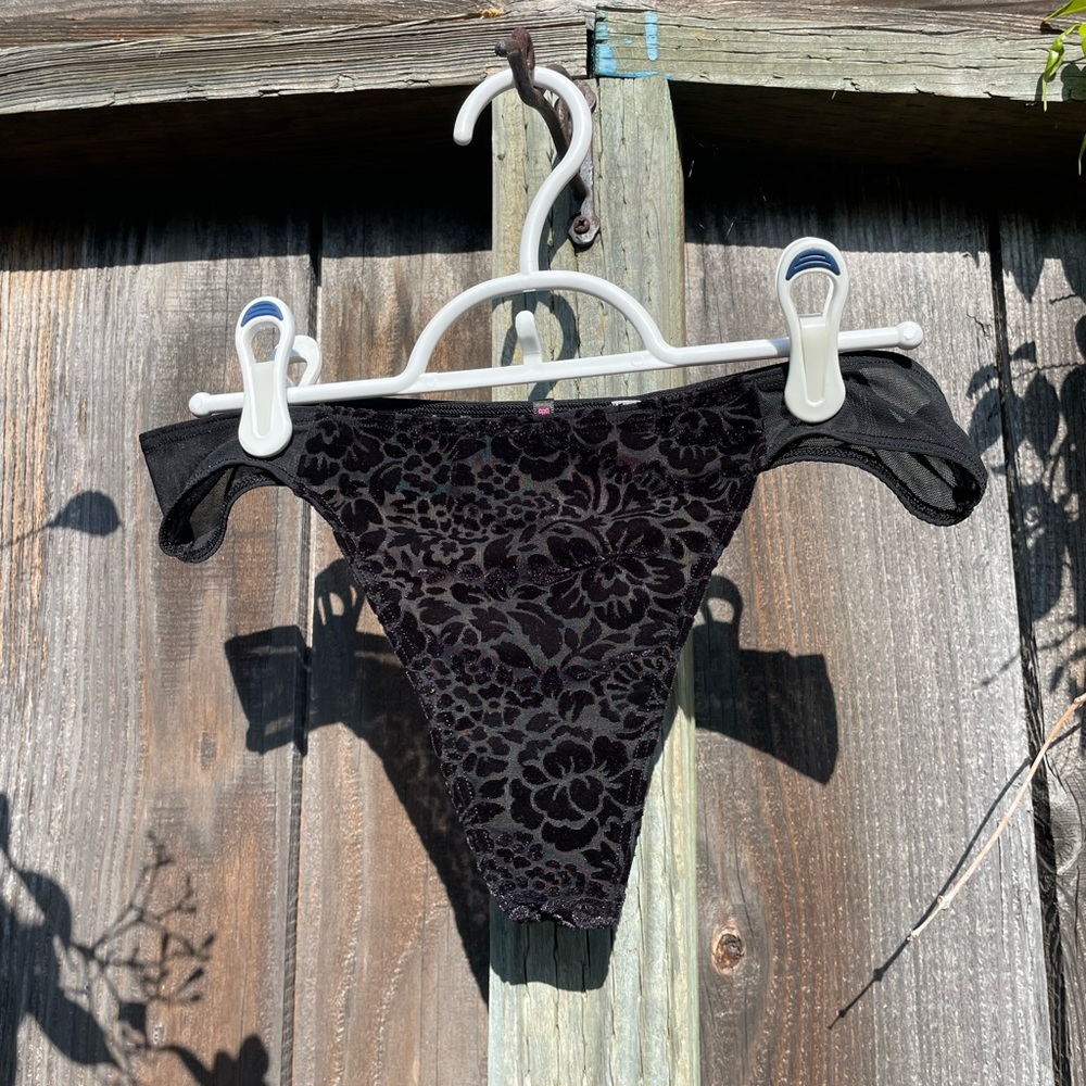 Pink Victoria’s Secret thong